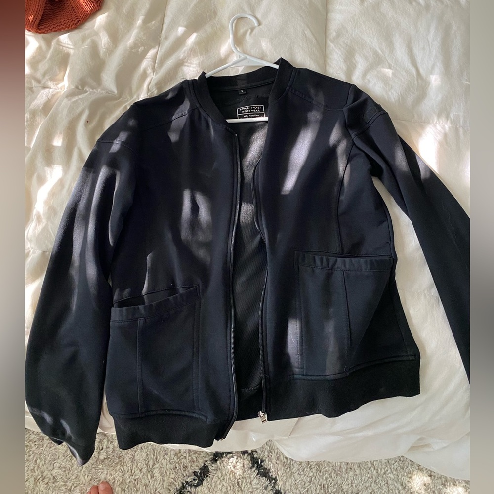 SCRUB JACKET